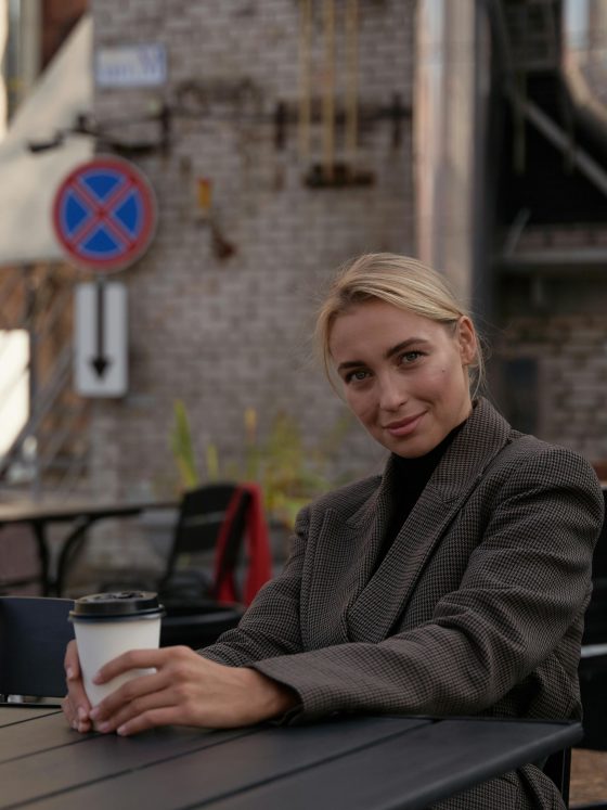 Πώς φλερτάρουμε σε δημόσιο χώρο;